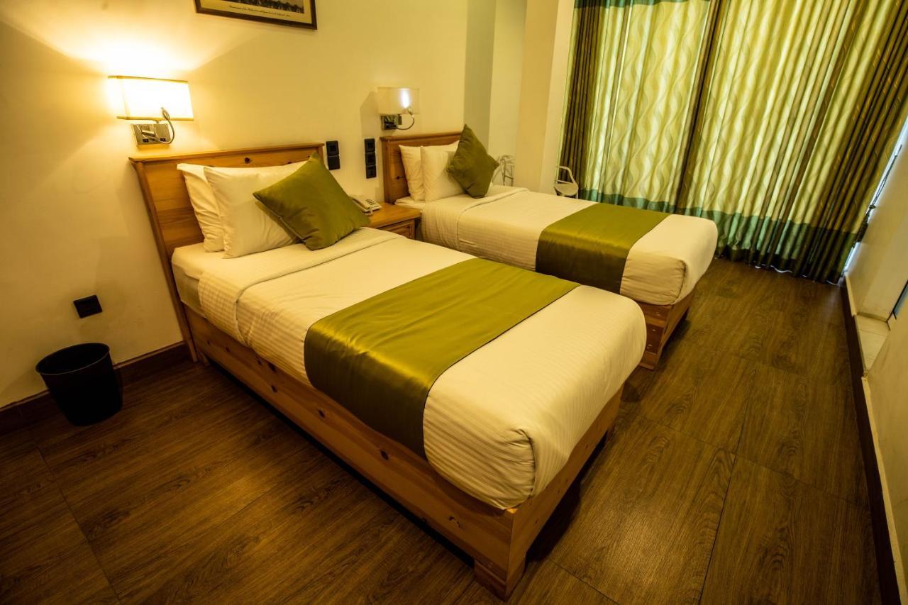 Hotel Ganthera 캔디 외부 사진