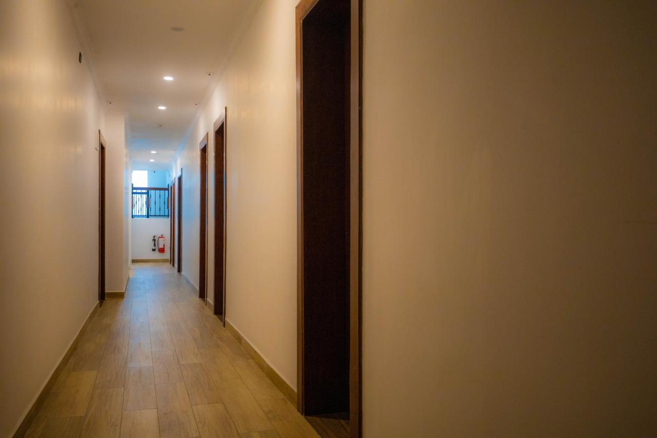Hotel Ganthera 캔디 외부 사진