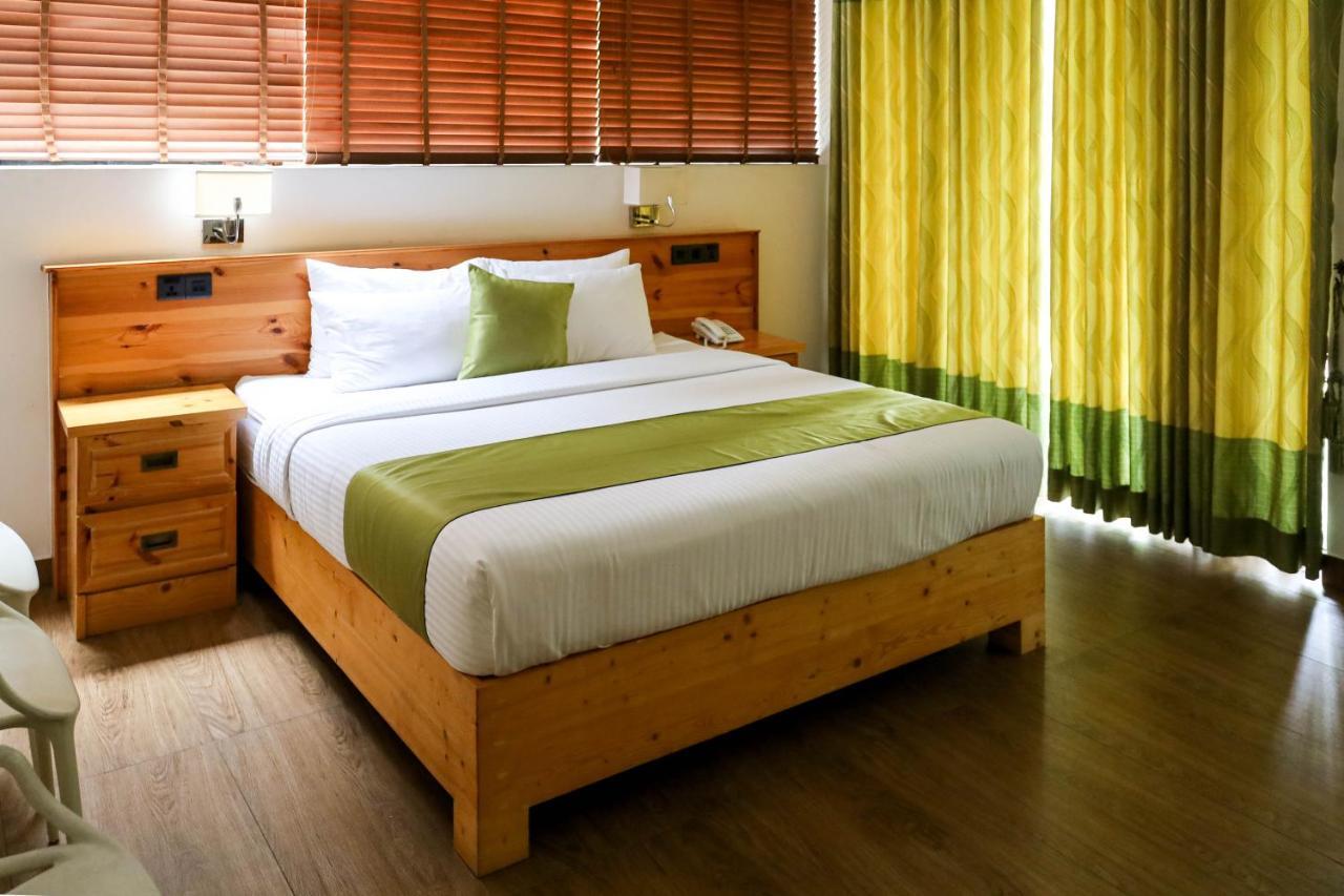 Hotel Ganthera 캔디 외부 사진